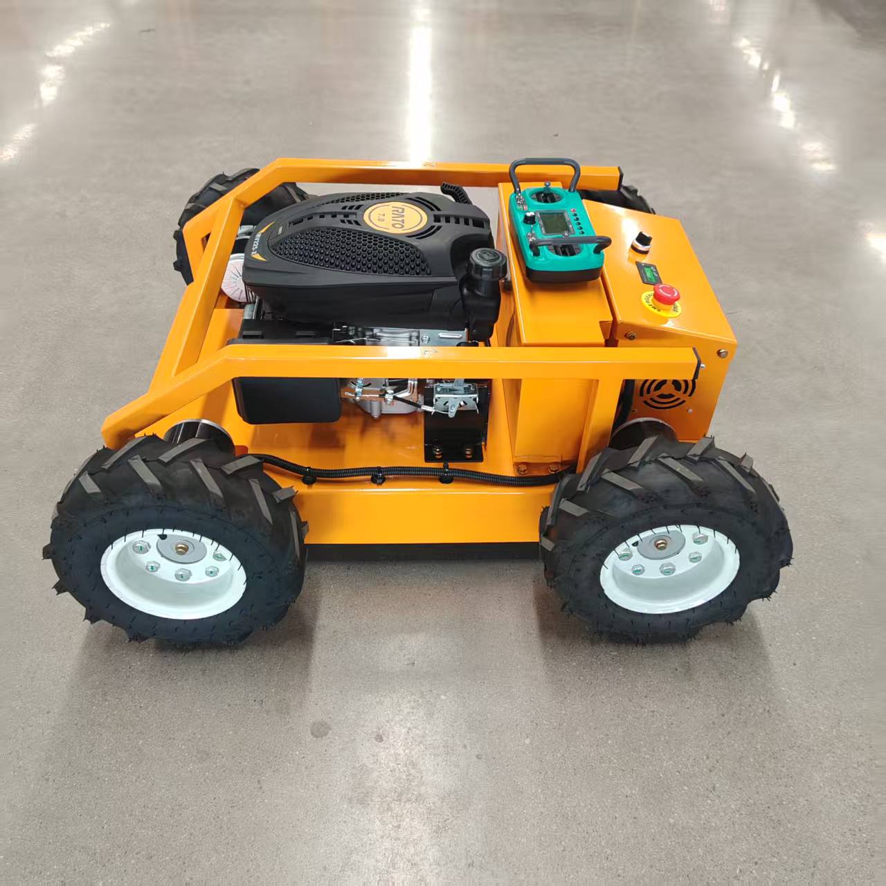Smart Remote-Controlled Lawn M - đánh giá và giá Smart Garden Design
