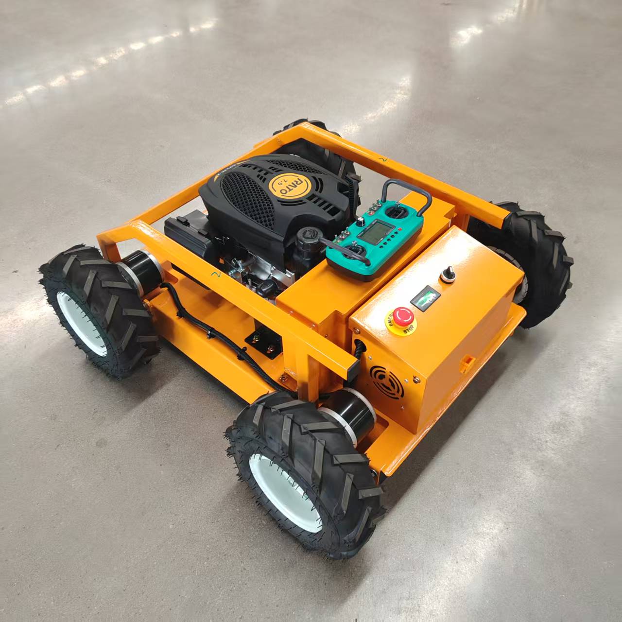Smart Remote-Controlled Lawn M - đánh giá và giá Smart Garden Design